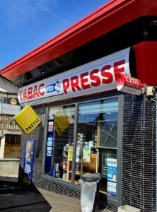 Toute la signalétique d'un tabac presse